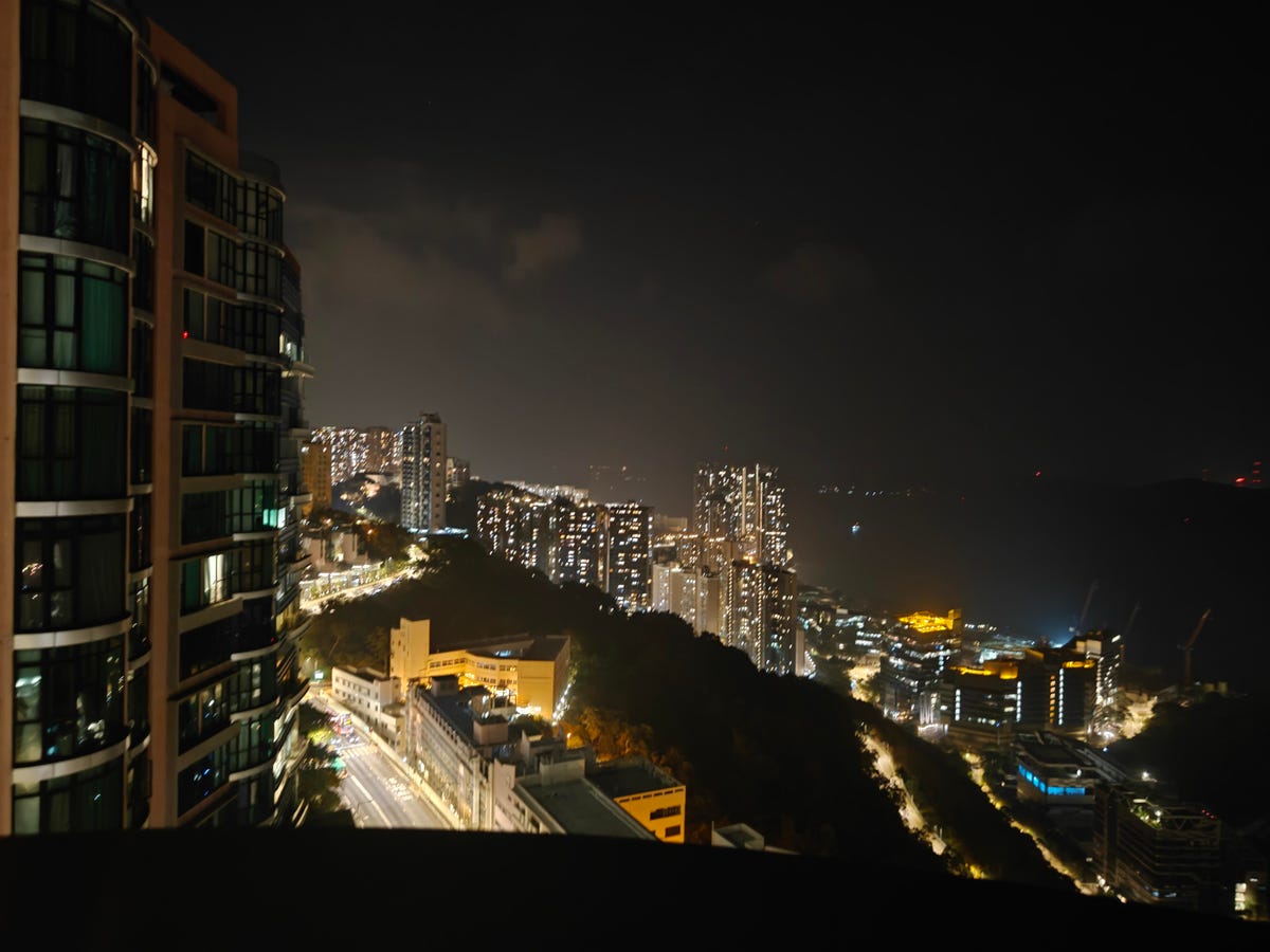 hong kong southern district at night